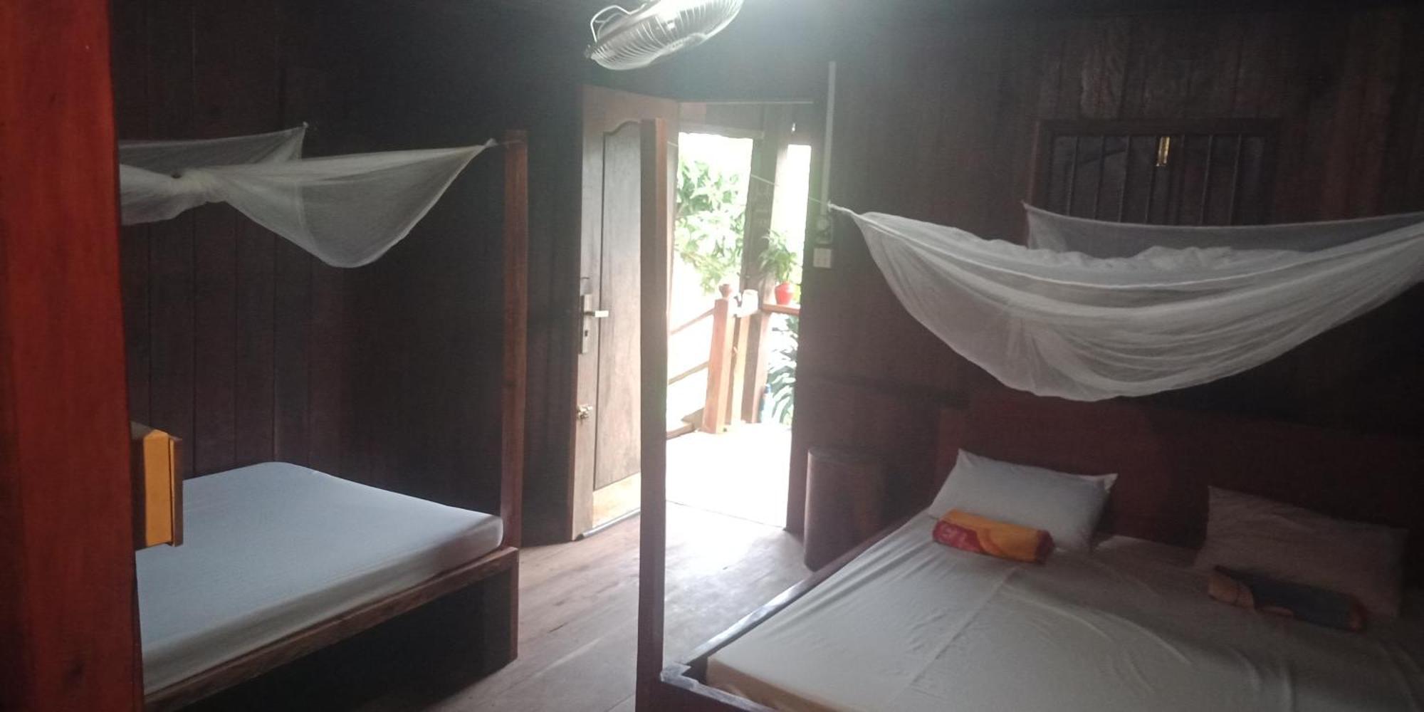 Familyhouse & Trekking Apartman Banlung Kültér fotó
