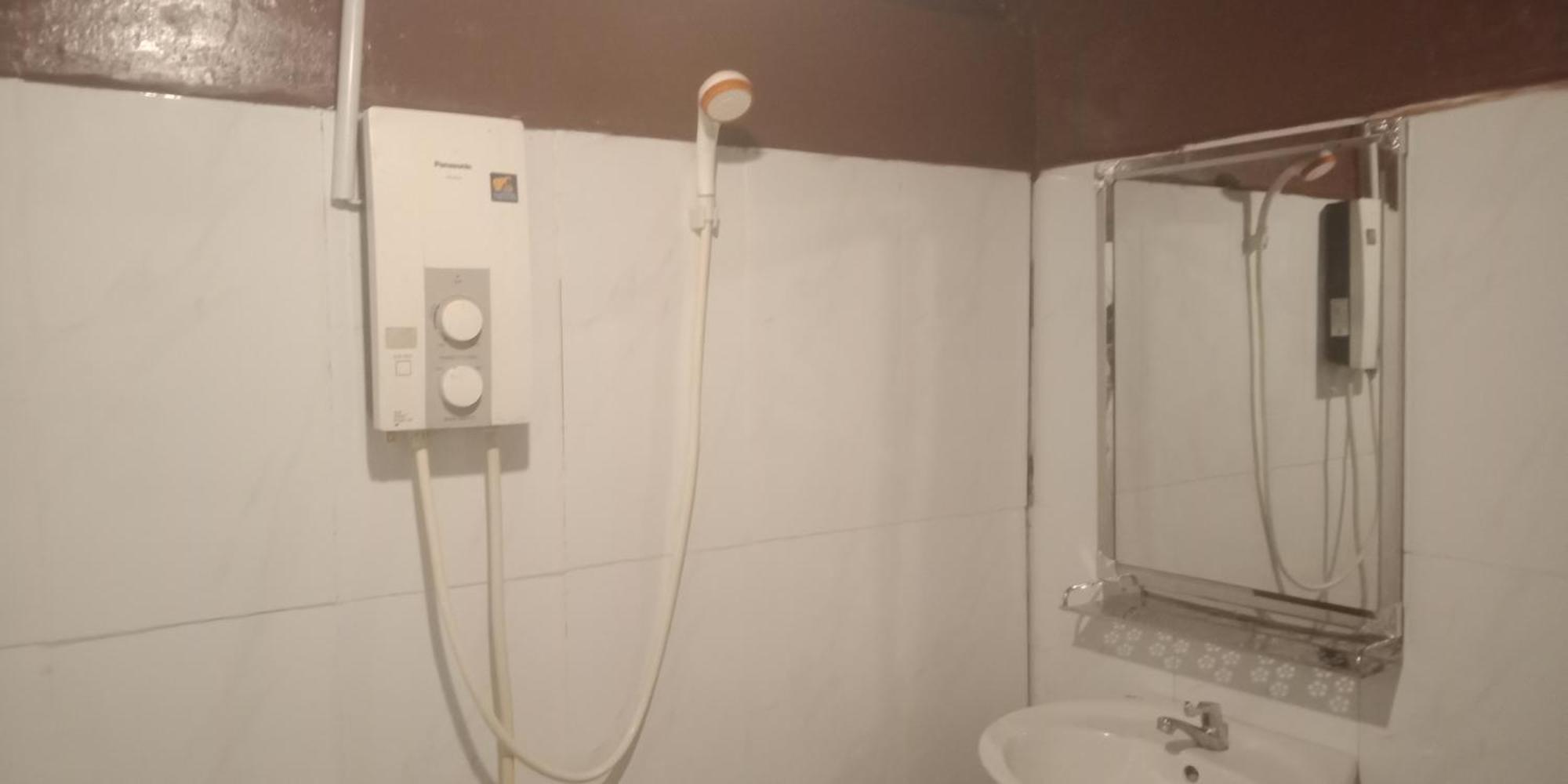 Familyhouse & Trekking Apartman Banlung Szoba fotó