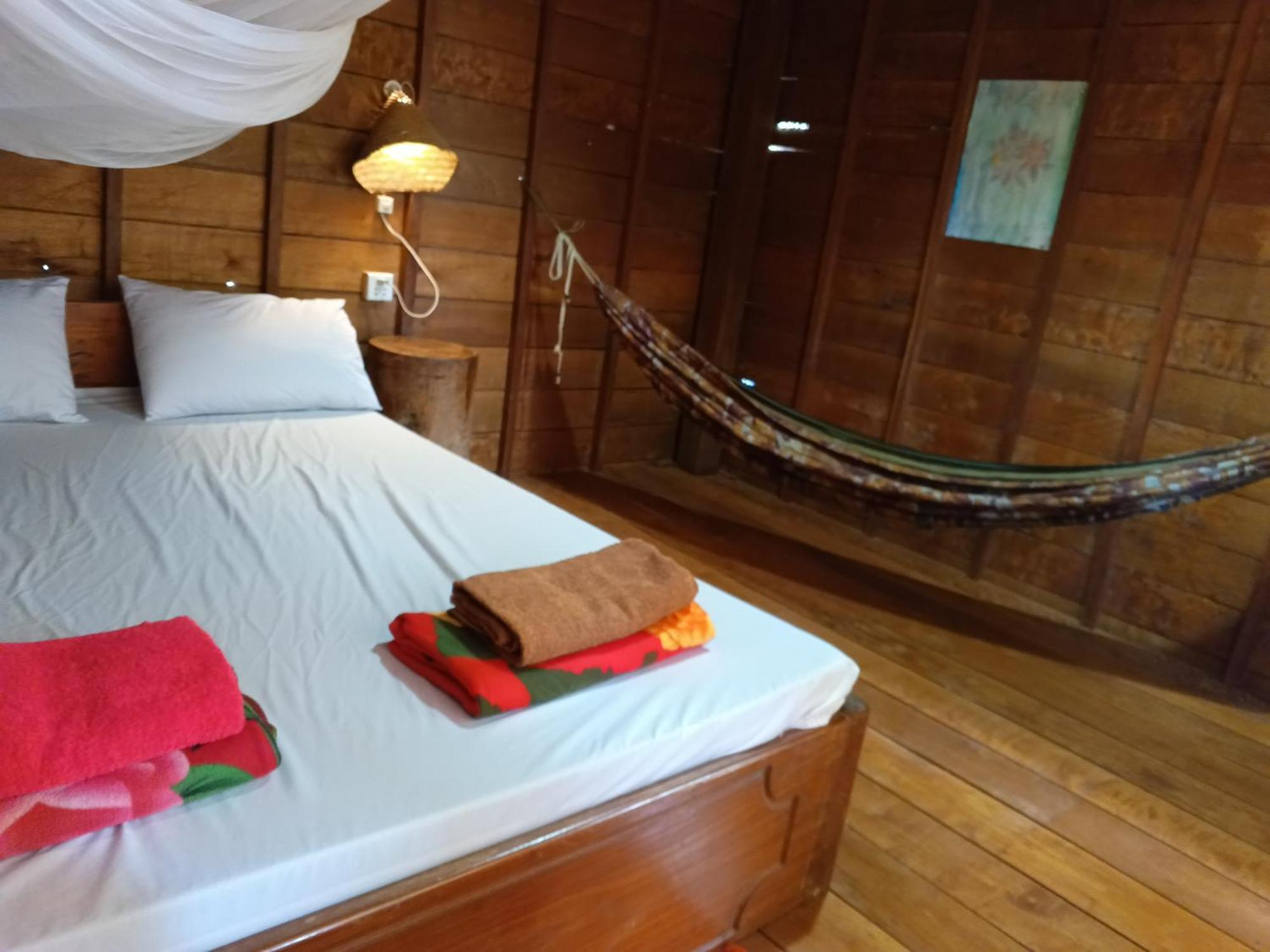Familyhouse & Trekking Apartman Banlung Szoba fotó