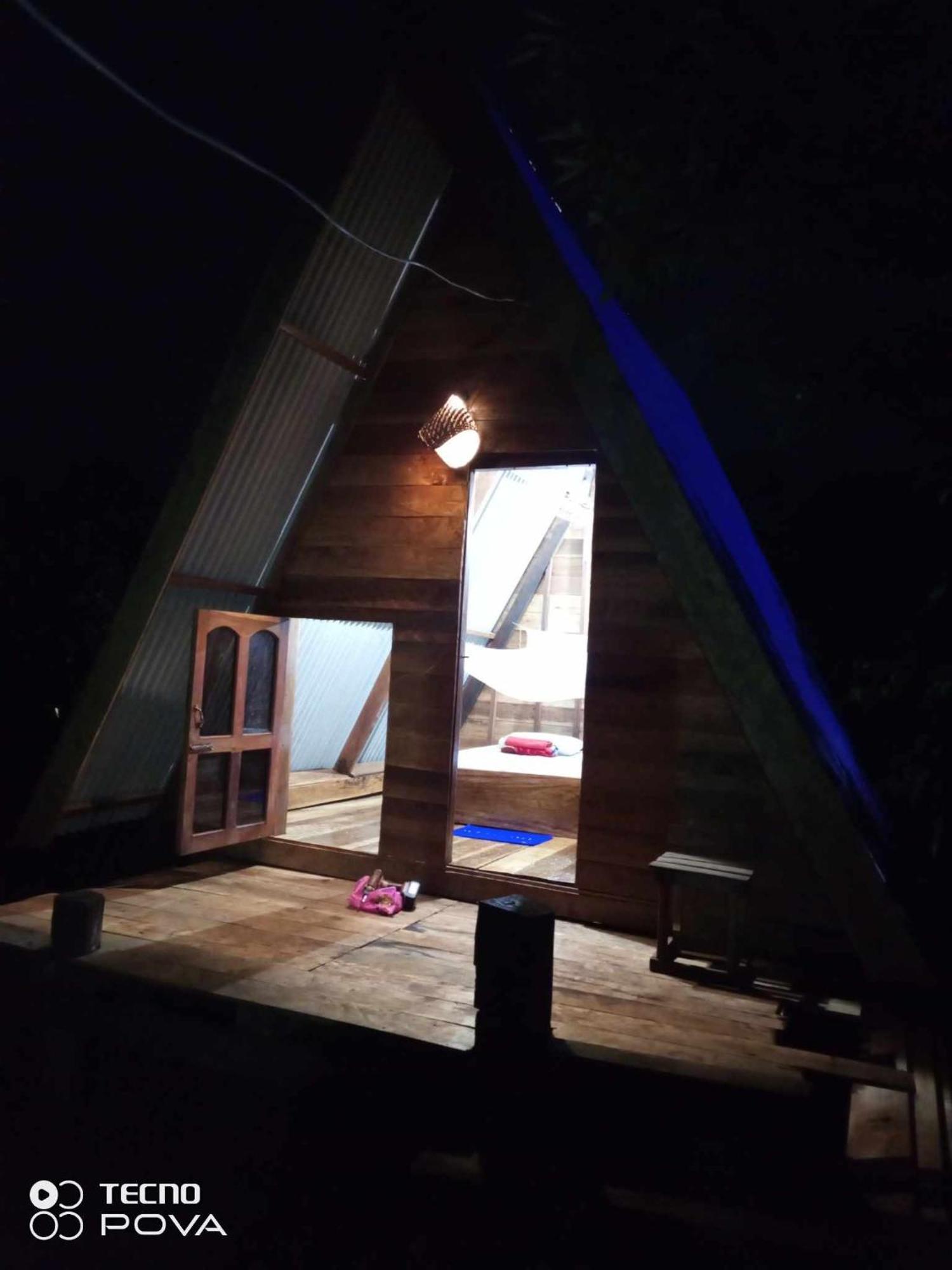 Familyhouse & Trekking Apartman Banlung Szoba fotó