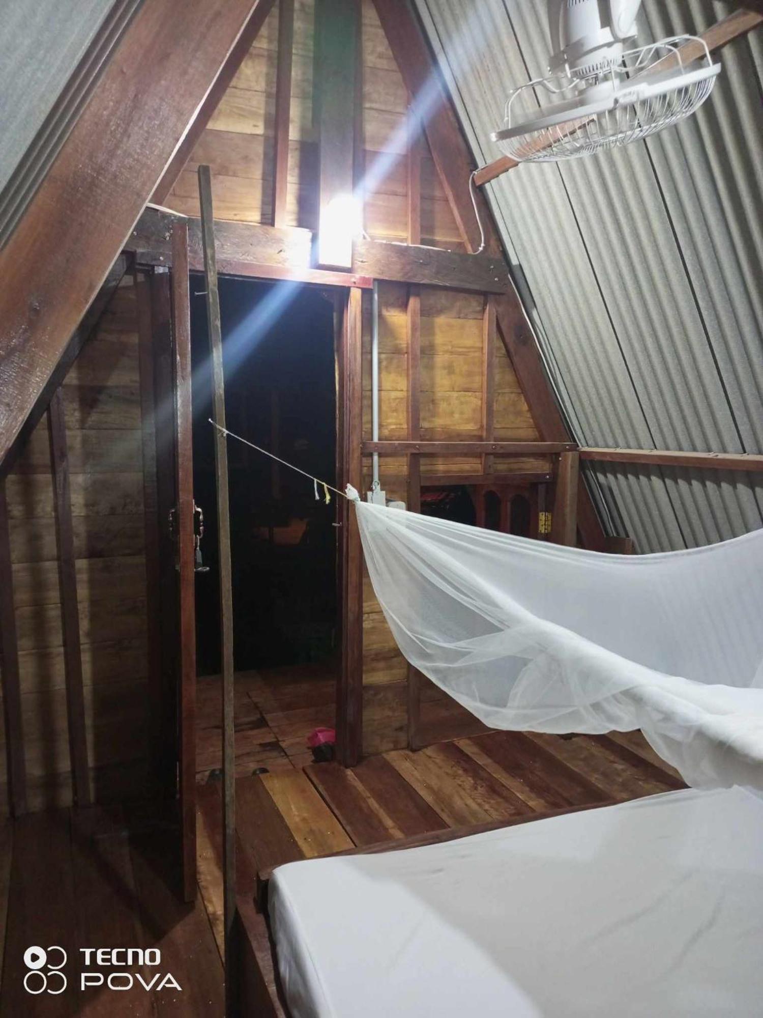 Familyhouse & Trekking Apartman Banlung Szoba fotó